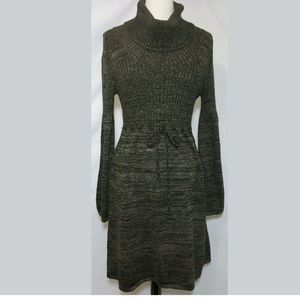 Calvin Klein Dress

Sweater Dress